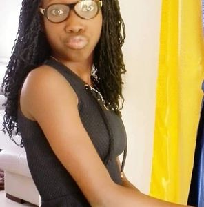 Meet your Posher, Samuela